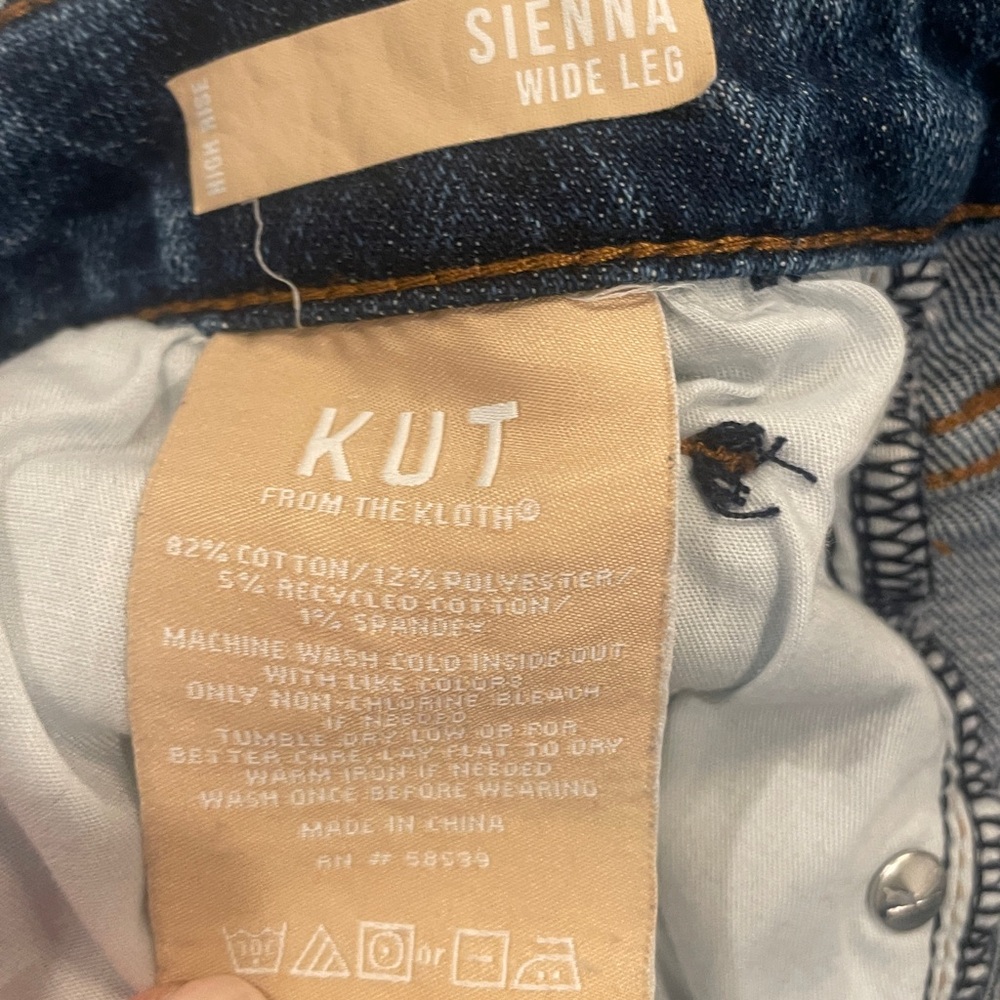 Kut from the Kloth Sienna Indigo 12P High Waist Wide Leg, Cuffed Jeans - Picture 5 of 5